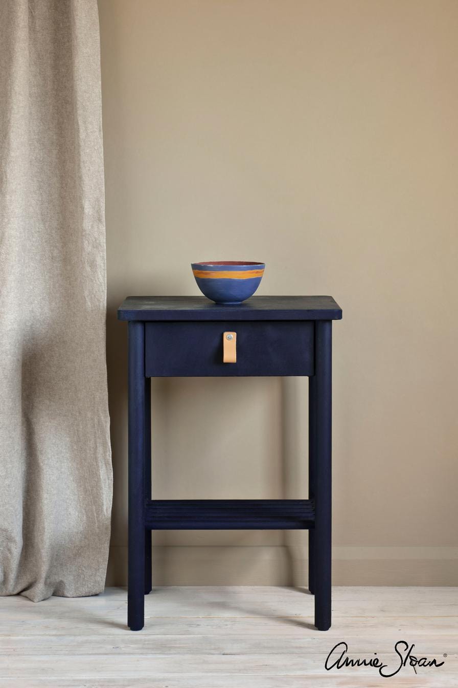 The Owl Box Blue Chalk Paint Chalk Paint® by Annie Sloan Oxford Navy