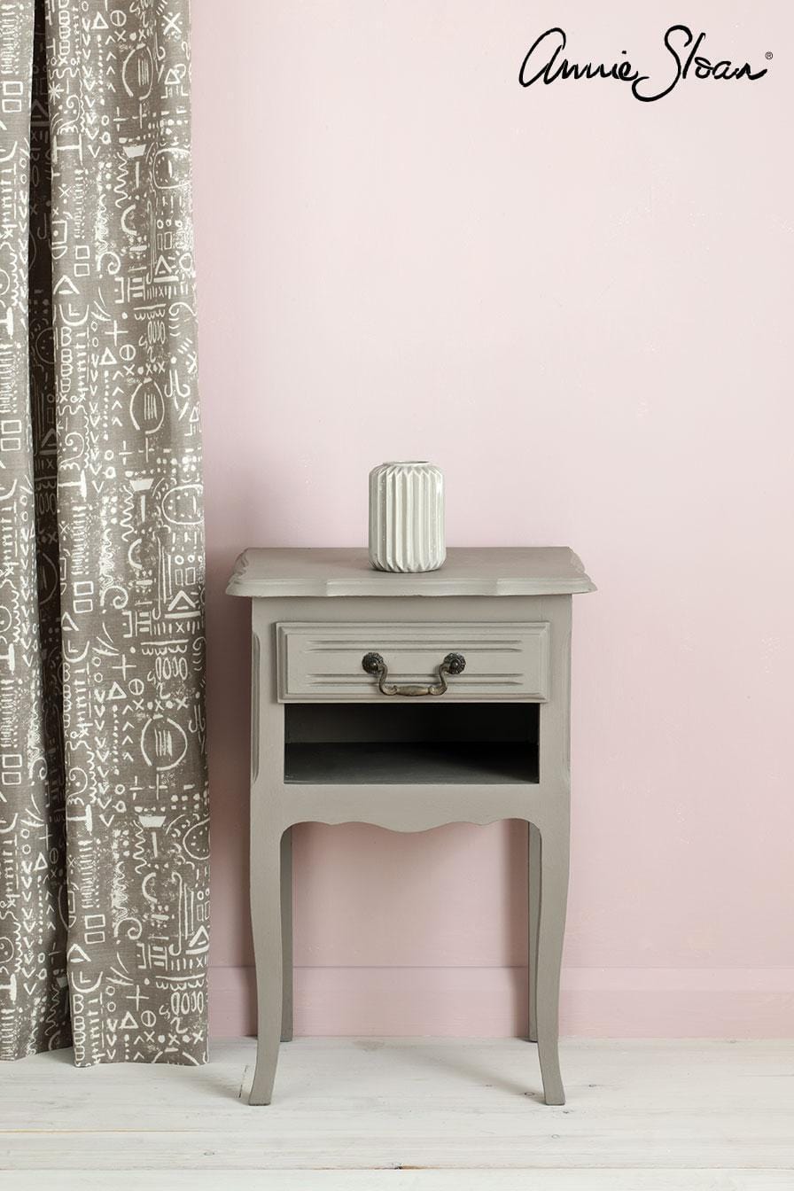 Annie Sloan Taupe Chalk Paint Chalk Paint® by Annie Sloan French Linen