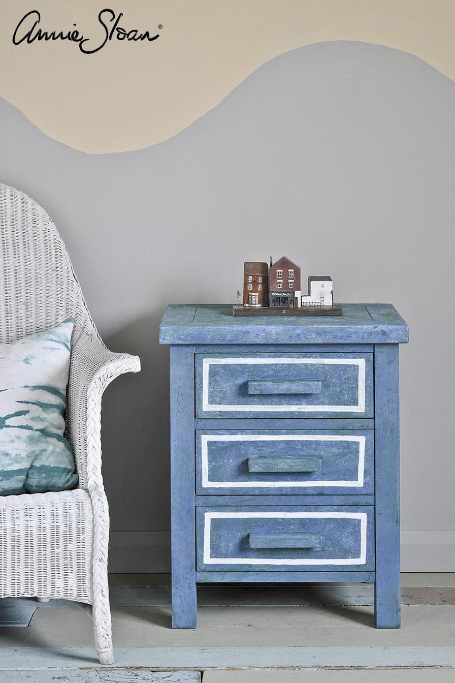 The Owl Box Chalk Paint® by Annie Sloan Old Violet