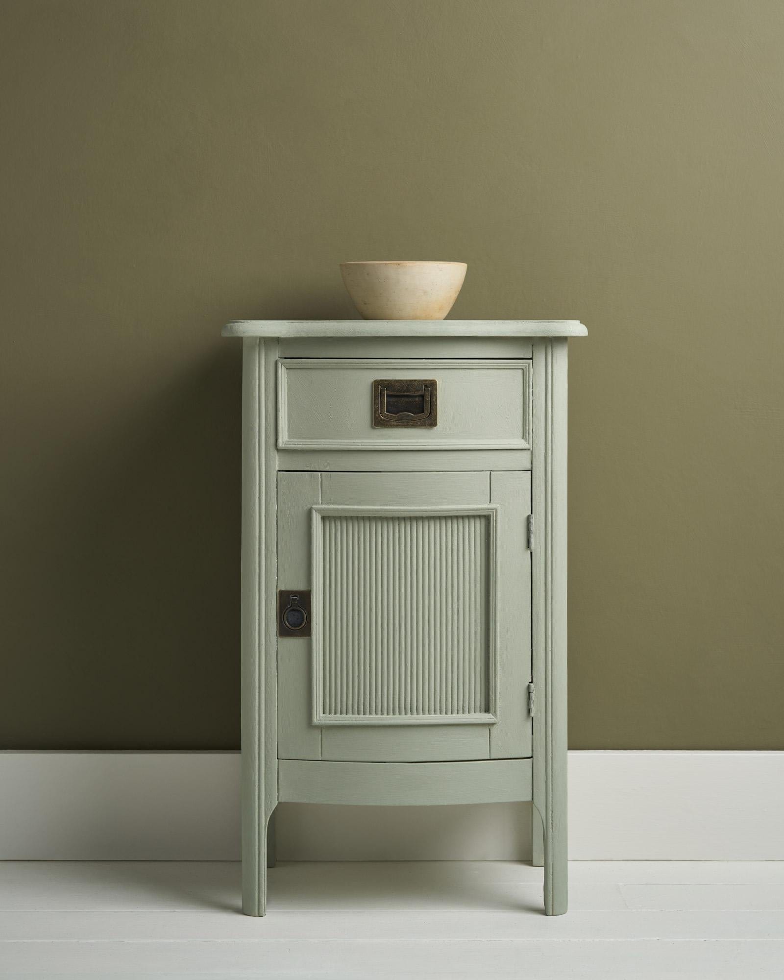 The Owl Box Paint Chalk Paint® by Annie Sloan Coolabah Green
